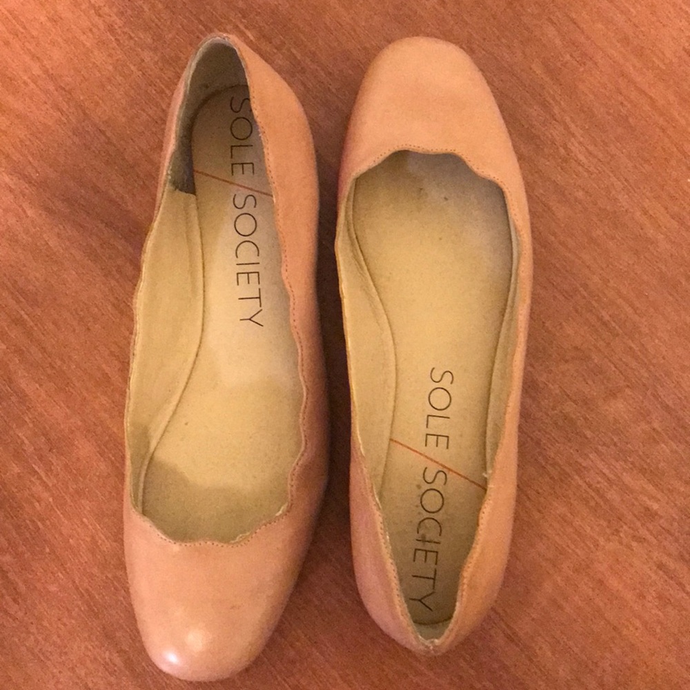 Sole Society Pink Scalloped Flats